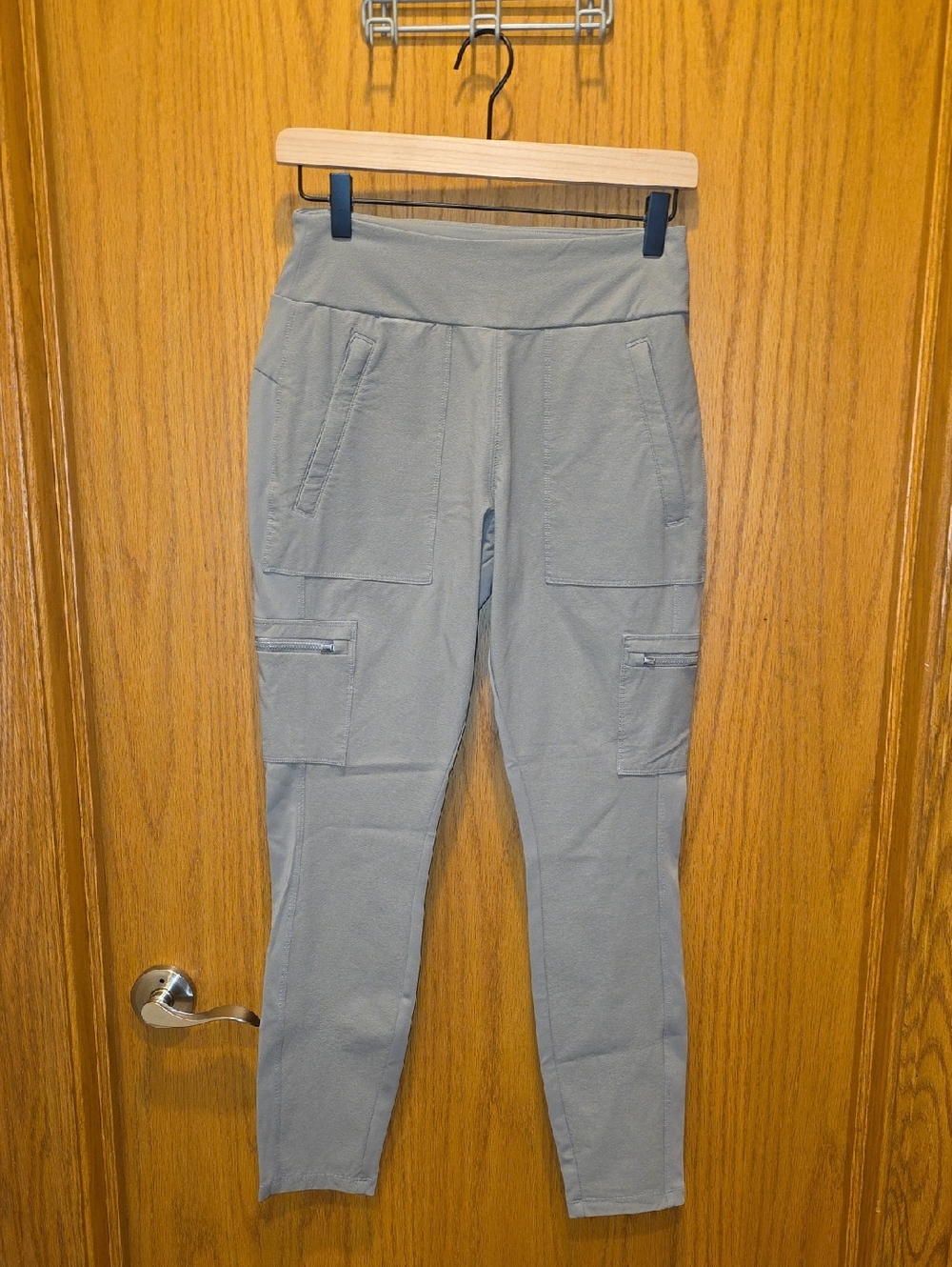 Athleta Light Gray High-Waist Cargo Joggers